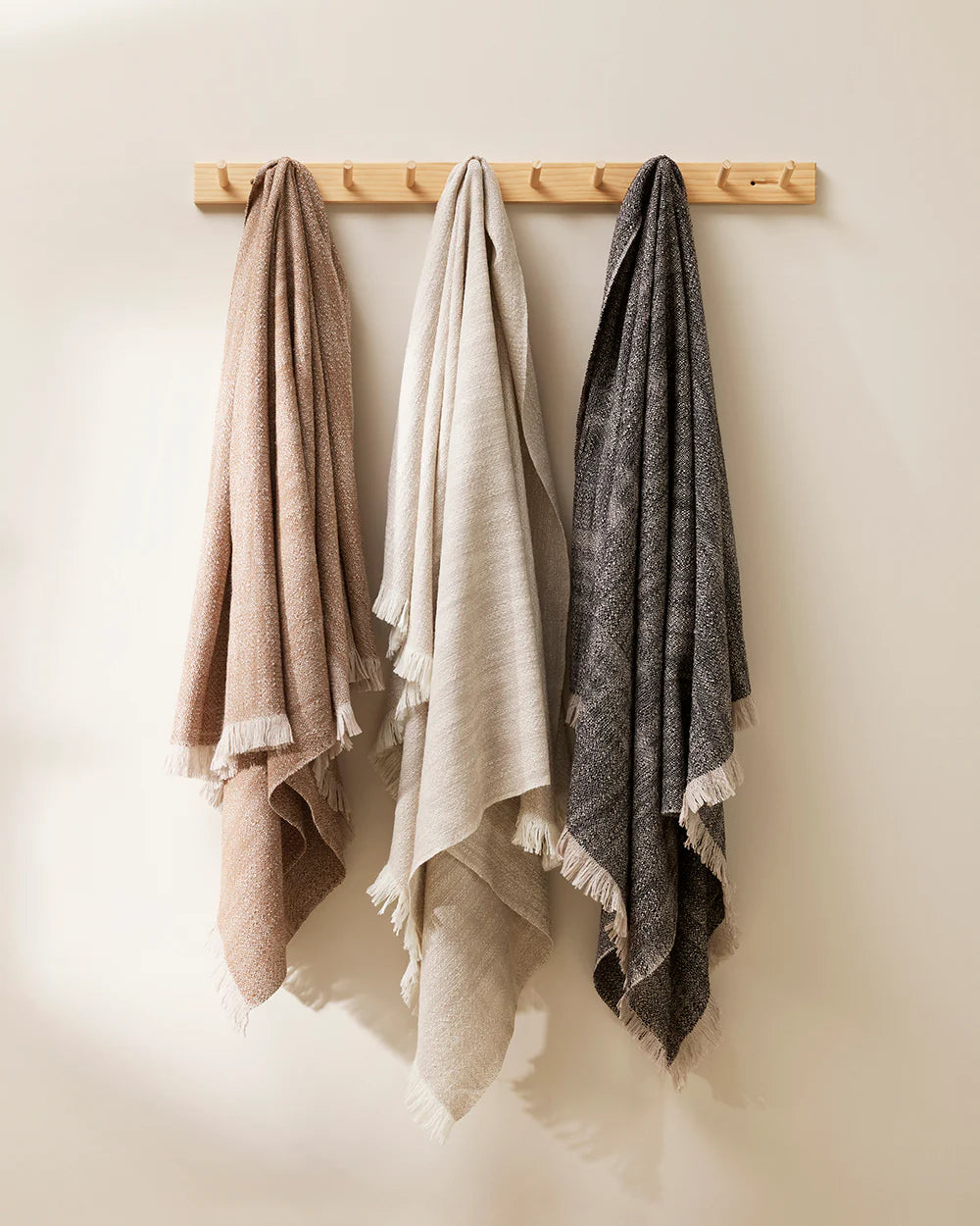 Summerset Woolen Throw - Available in Black and Oatmeal